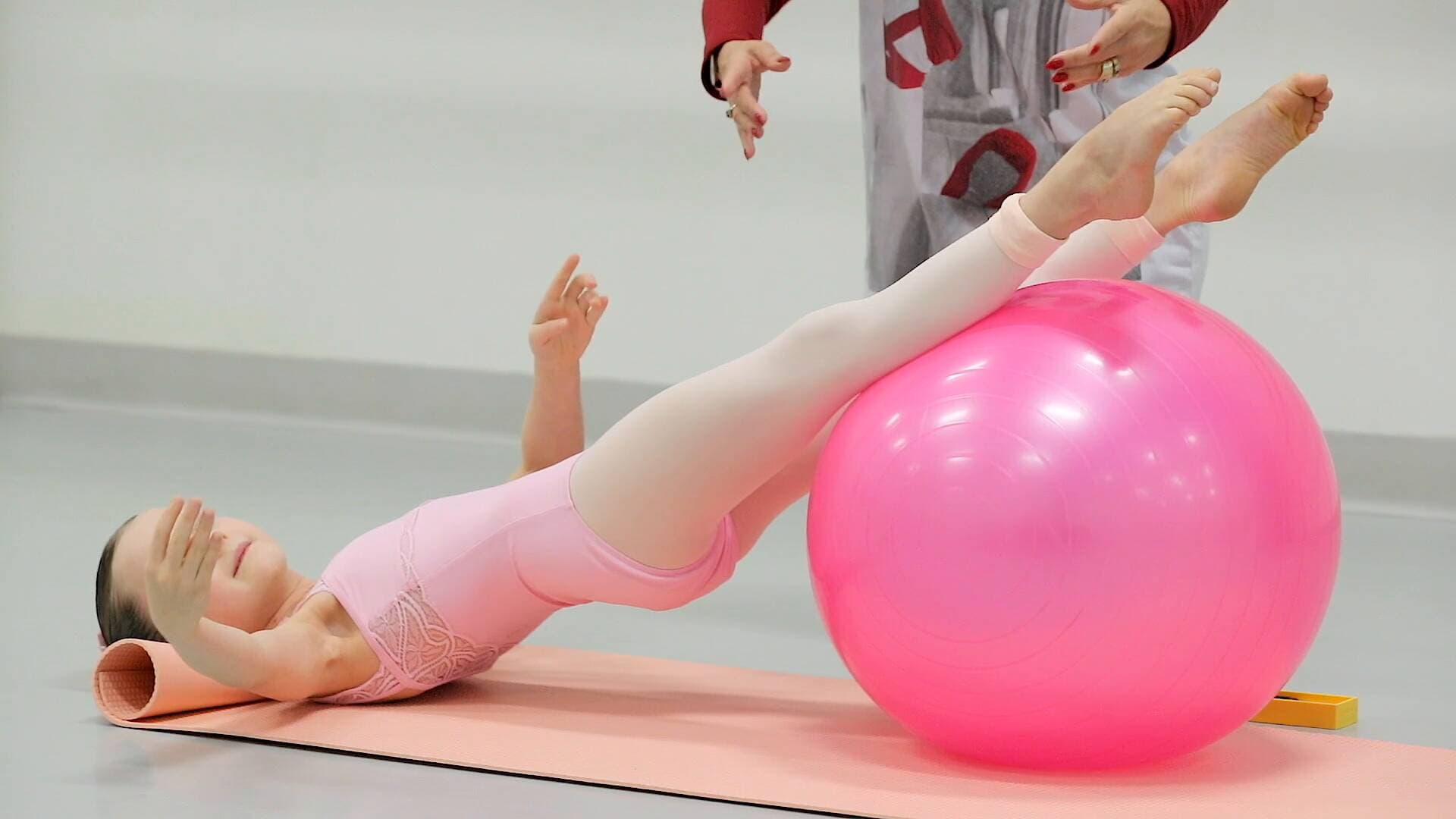 Core with port de bras extension