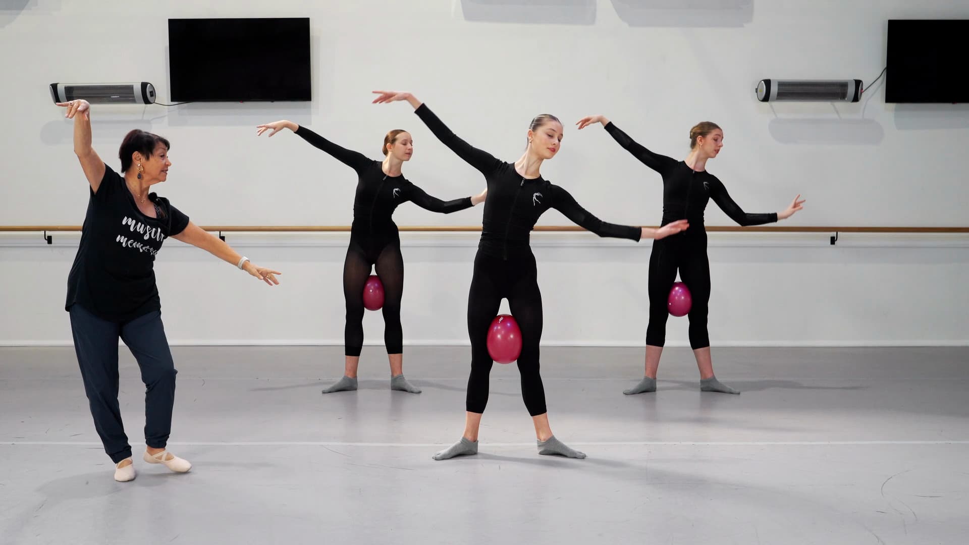 Port de Bras Stability