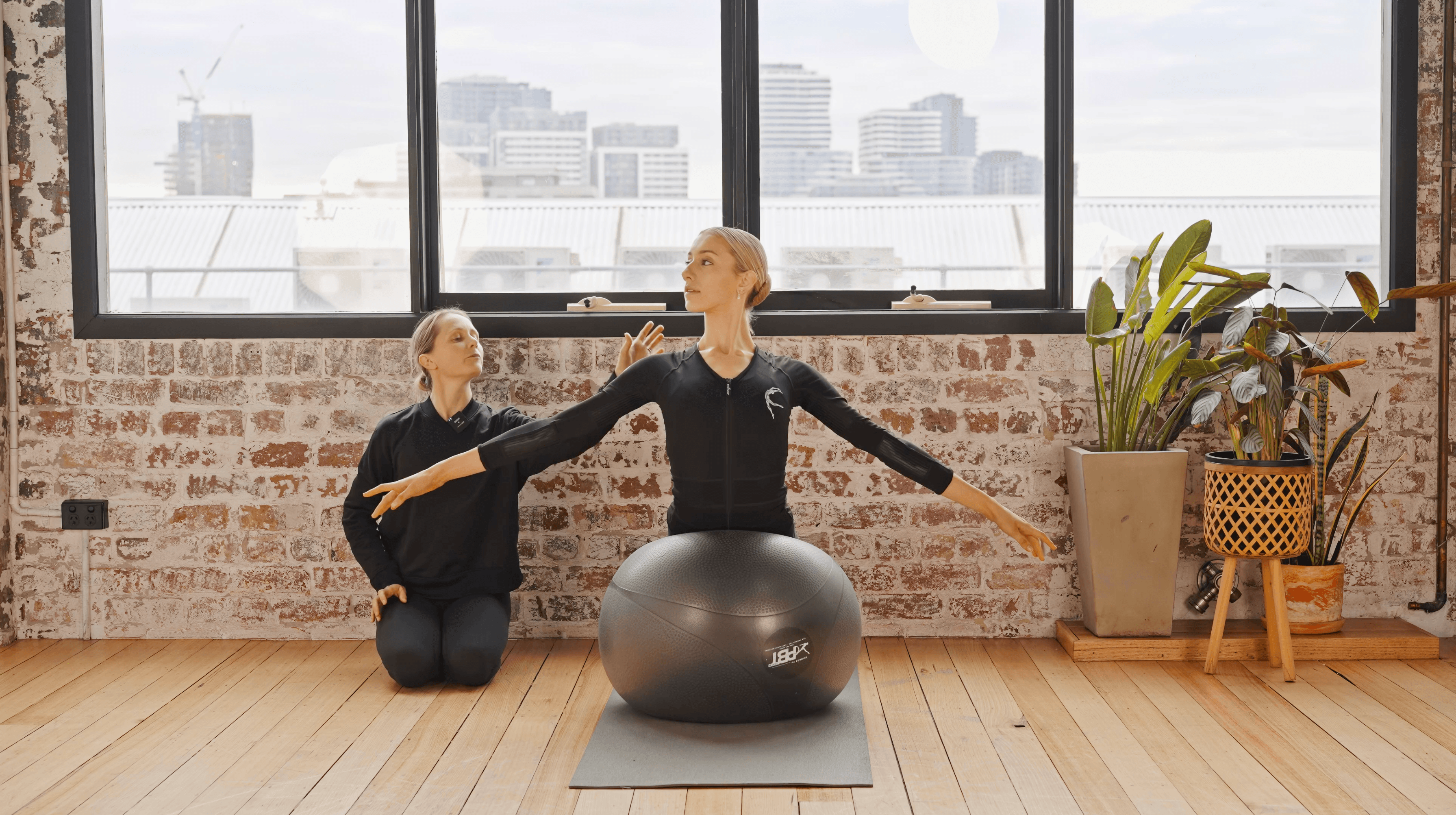 Upper body extension