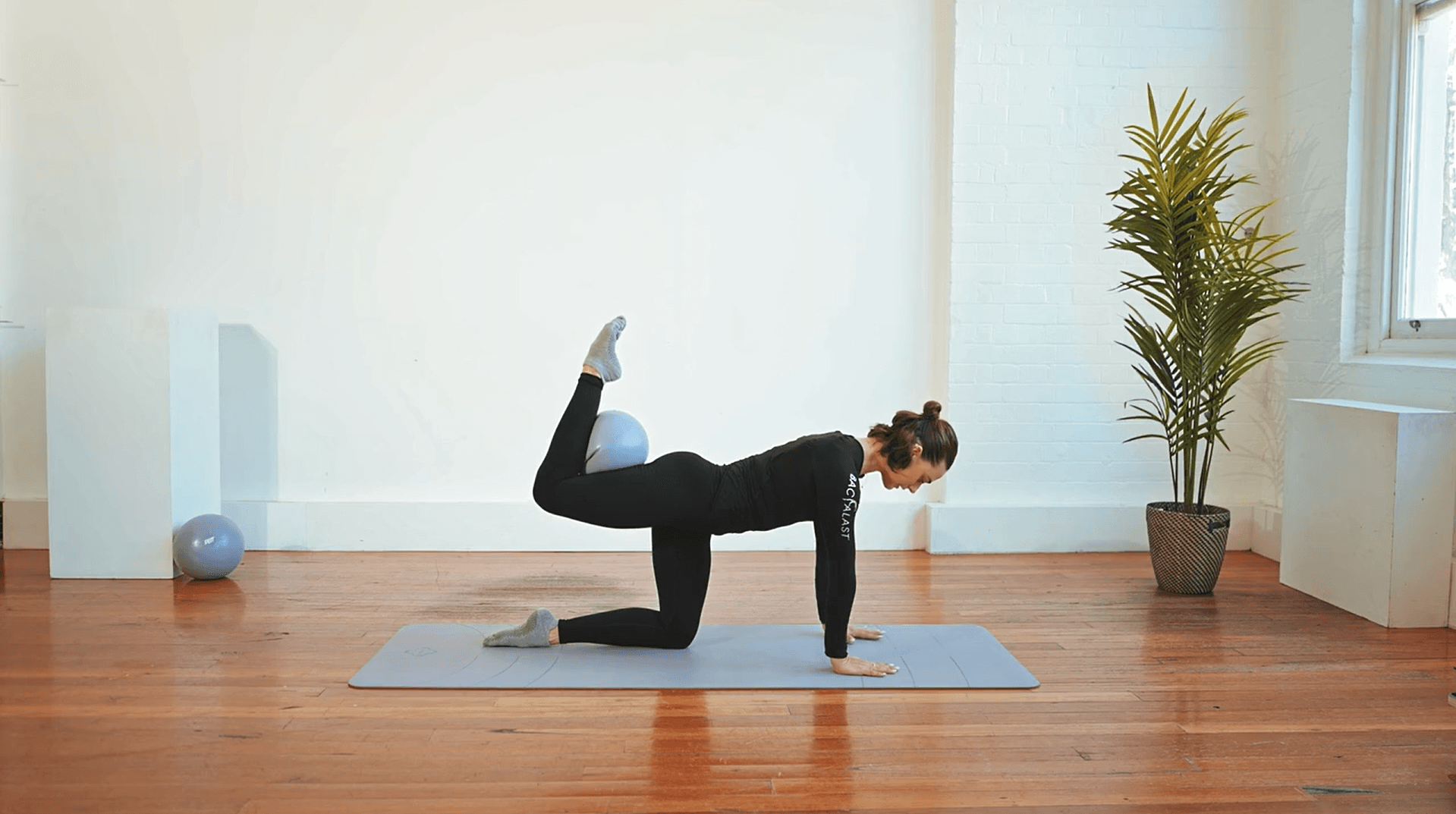Clase 5 | Calentamiento con pelota de pilates